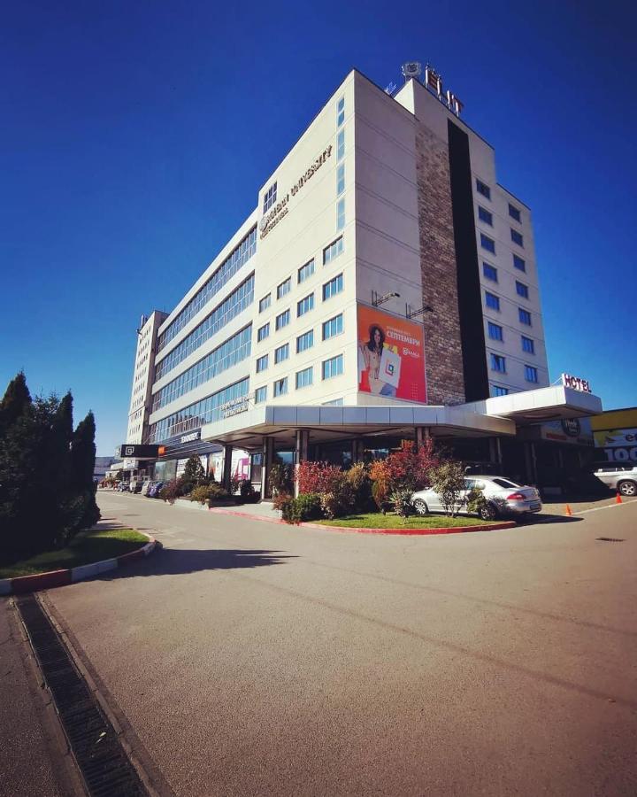 Hotel Elit Pernik エクステリア 写真
