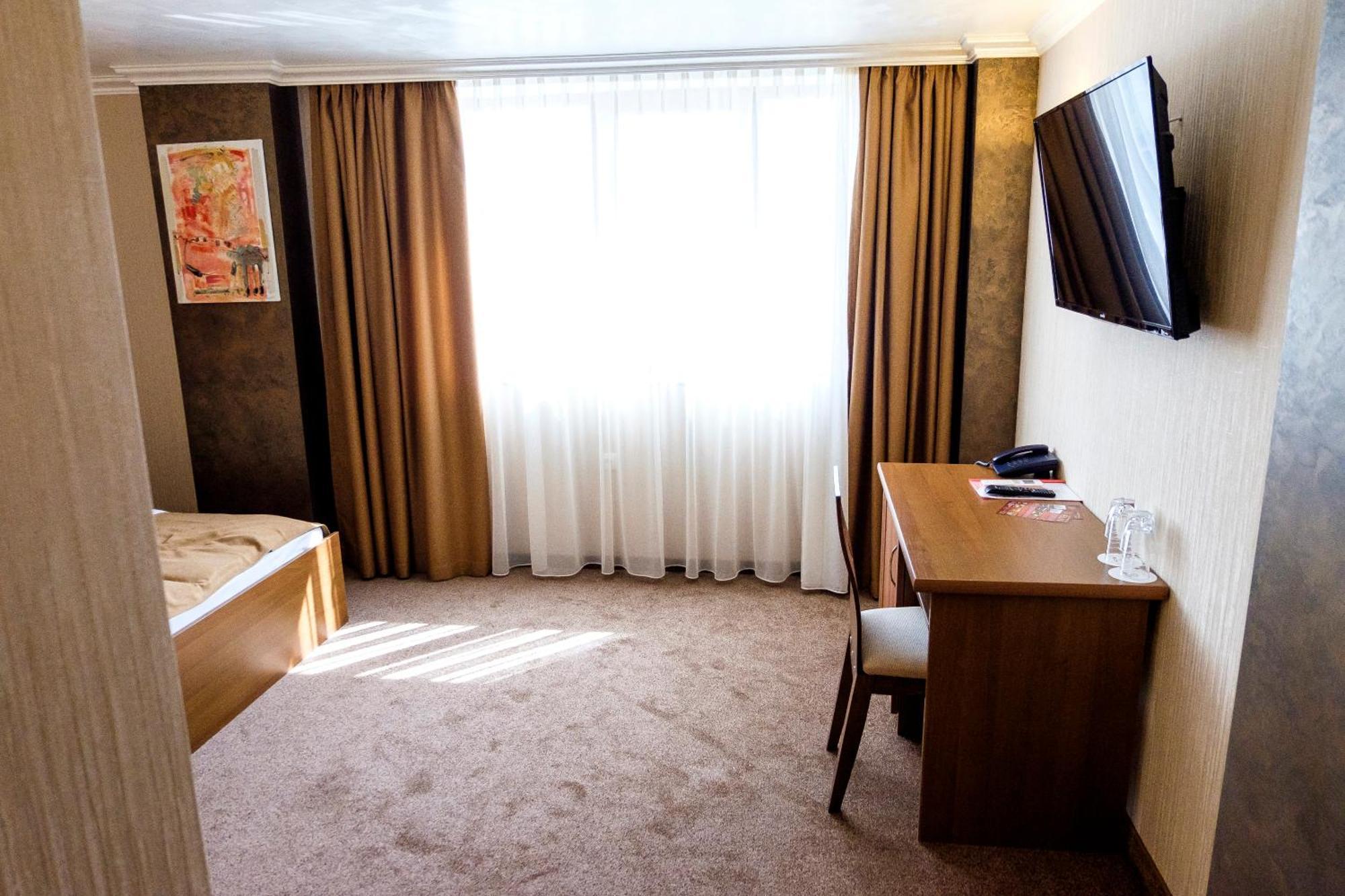 Hotel Elit Pernik エクステリア 写真