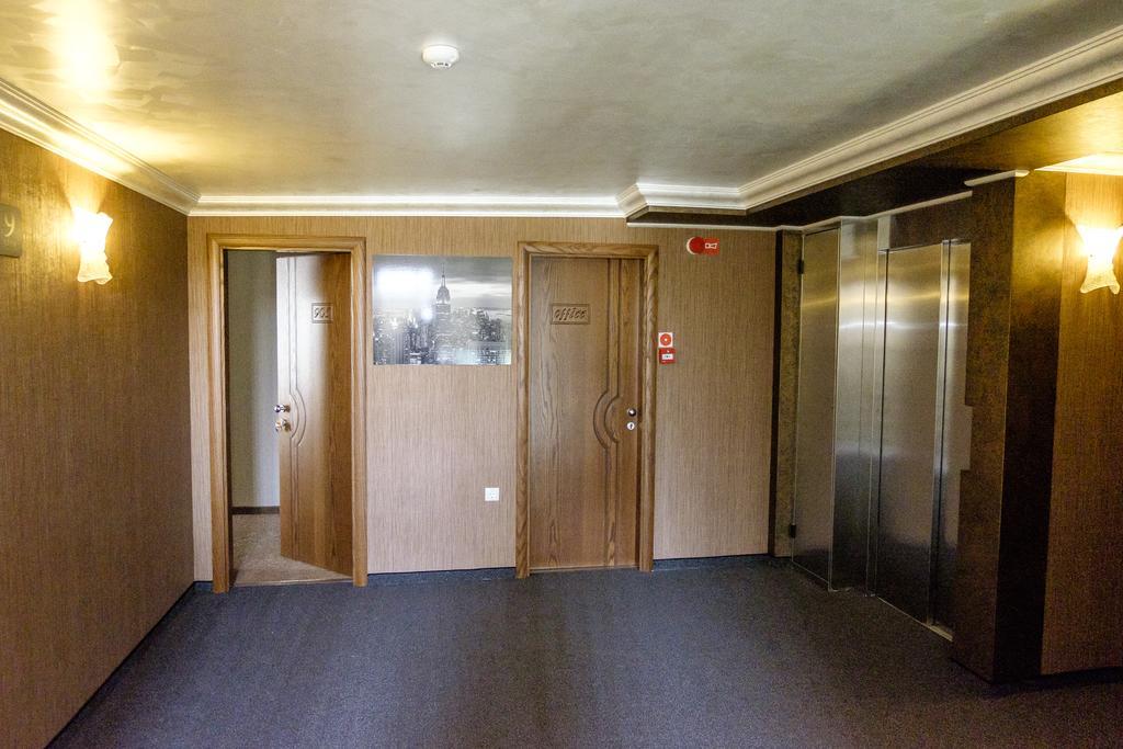 Hotel Elit Pernik エクステリア 写真